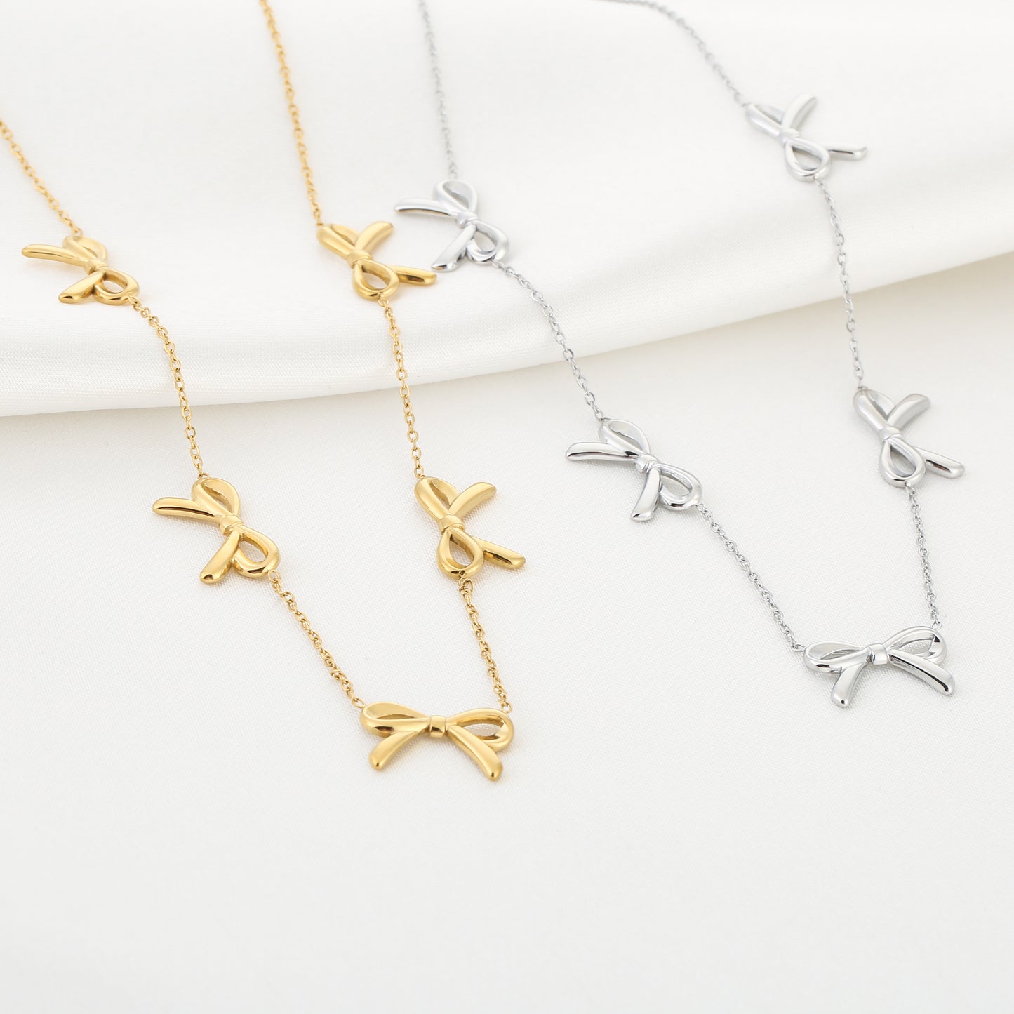 Strikjes ketting