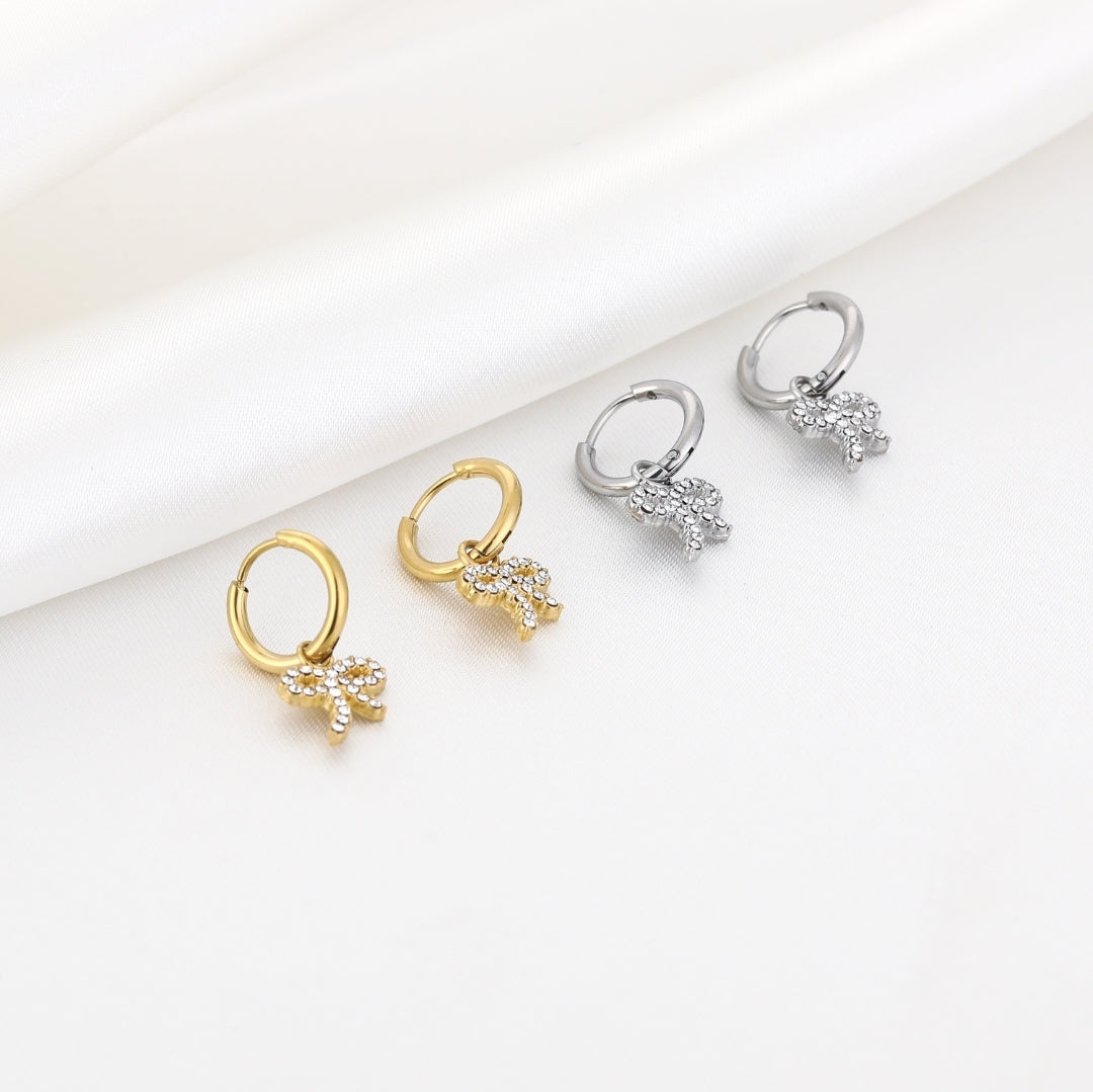 Strikjes hangers met diamantjes