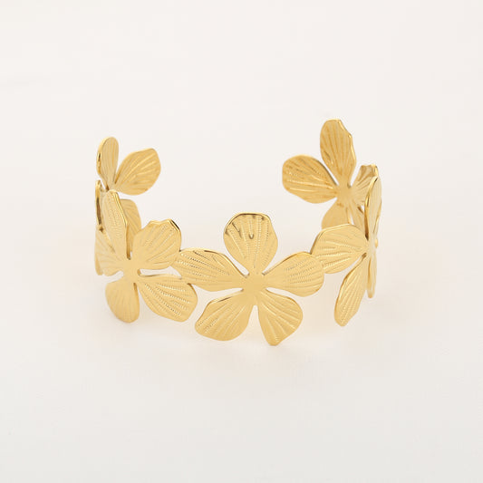 Flower bangle